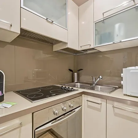 Le Vauban Antibois - Avec Jolie Balcon アパート アンティーブ